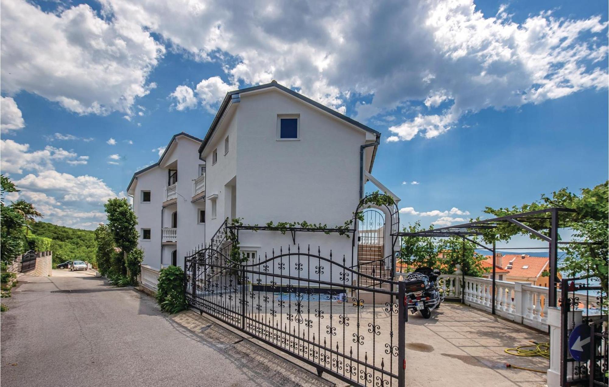 Stunning Apartment In Crikvenica With Wifi 외부 사진